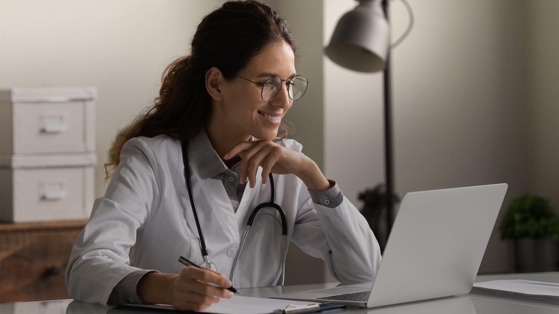 How Hexaware Revolutionized Clinical Trials with Digital Innovation for a CRO