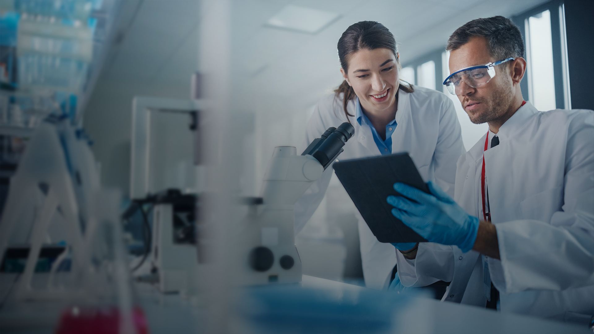 Co-engineering World's First Industry Data Sciences Cloud with Amaze® for Data & AI