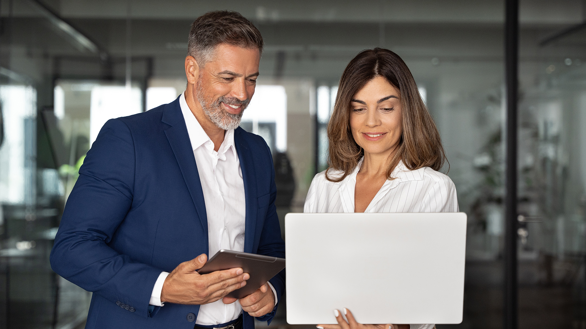 Drive Accelerated Digital Transformation with Hexaware's Retail IT Solutions