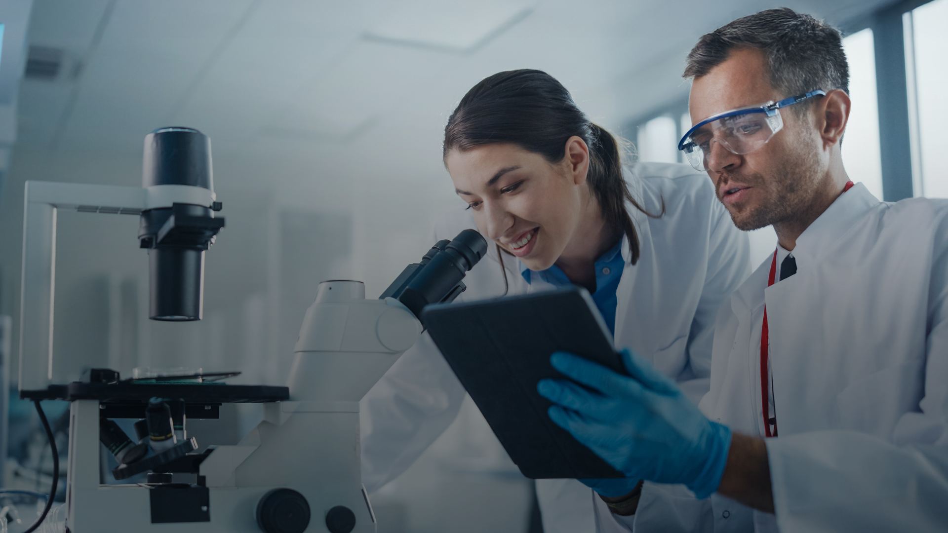 Life Sciences Case Study: Cross-Department Insights with CDAaaS