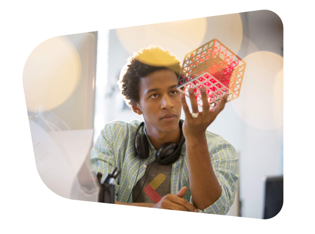 IT professional analyzing a digital model, representing SAP cloud assessment